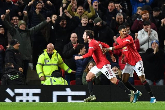 Manchester United vence a los Wolves en la FA Cup