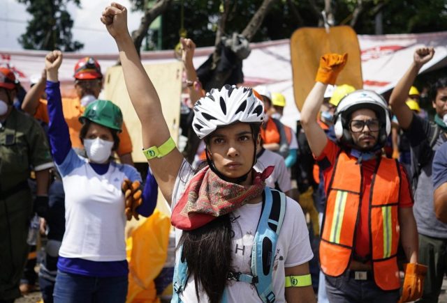 Megasimulacro dejó 9 personas con crisis nerviosa México Desconocido - Megasimulacro dejó 9 personas con crisis nerviosa
