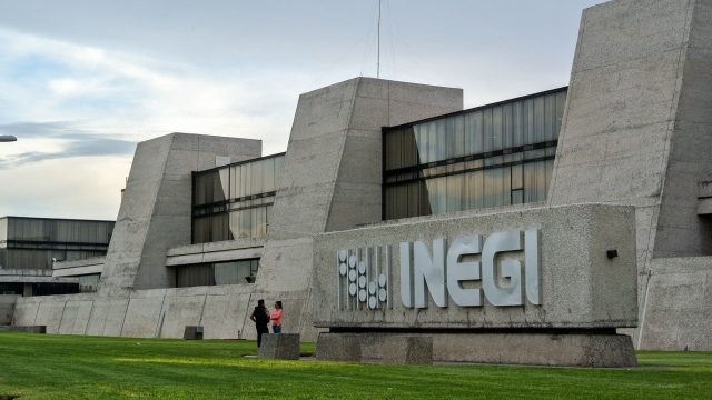 La economía mexicana se contrajo el 0.1 % en 2019