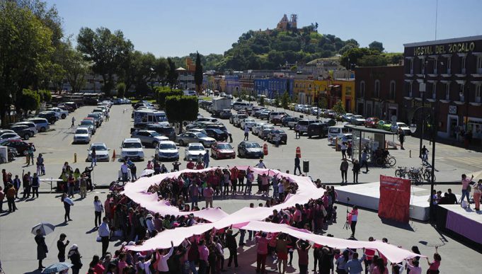 Poblanerias - Protestan en Puebla por falta de tratamientos contra el cáncer