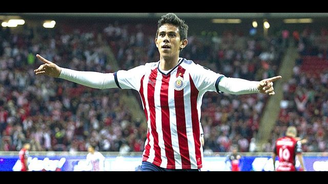 Medios españoles ya colocan a JJ Macías en la Real Sociedad