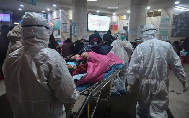 Eleva la OMS alerta mundial por coronavirus