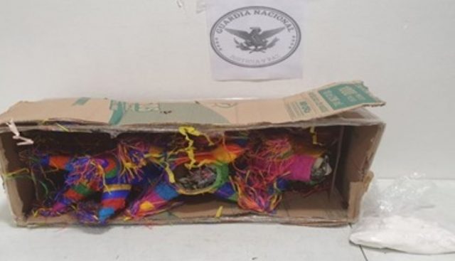 Aseguran piñatas con metanfetamina