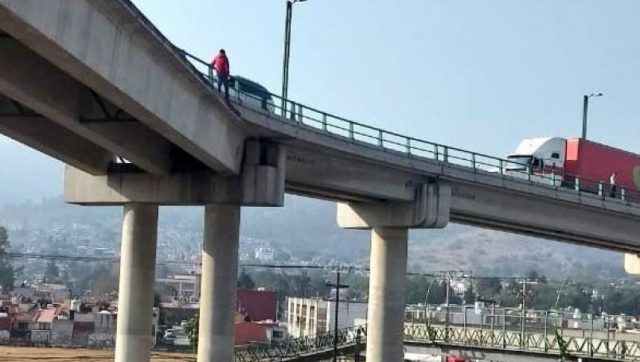 Feminicida confeso de Josseline intentó suicidarse en puente vehicular