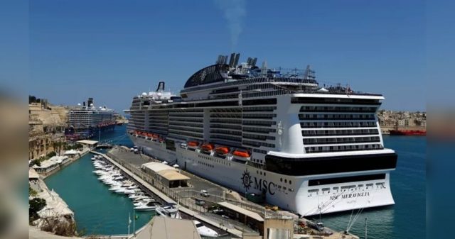 Pide AMLO permitir por humanidad desembarco del crucero MSC