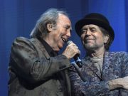 Reportan estable la salud de Joaquín Sabina tras caída en escenario de Madrid