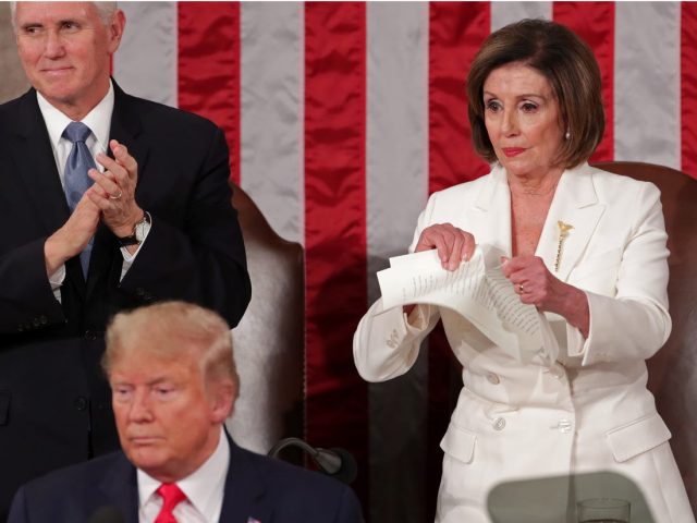 Agradece Trump a Nancy Pelosi por ayudarlo a incrementar su popularidad