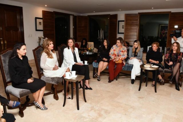Resaltan gobernadora de Sonora y embajadora de Reino Unido empoderamiento de las mujeres en la entidad