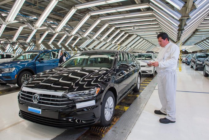 Autologia - Volkswagen confirma posible caso de coronavirus en Puebla