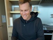 Es oficial: Brady firma con los Bucaneers