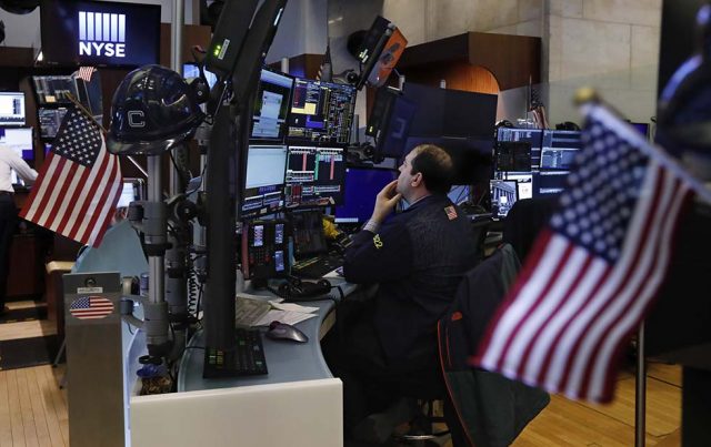 Cierra Wall Street por primera vez en 12 años