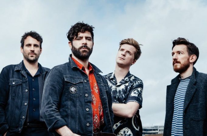 Revista Marvin - Foals cancela su gira por Japón