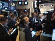 Wall Street inició su jornada con una caída del 5 %