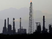 Pánico mundial por caída del precio del petróleo