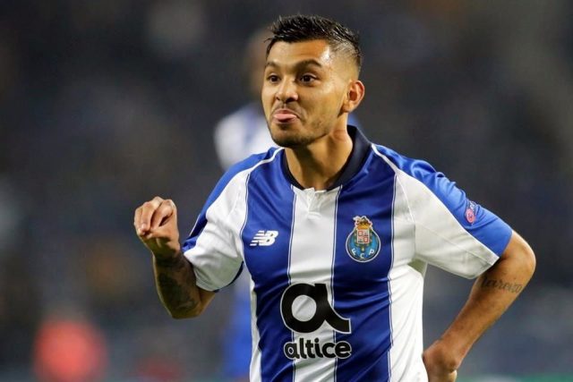 Tecatito Corona en la mira del Inter de Milán