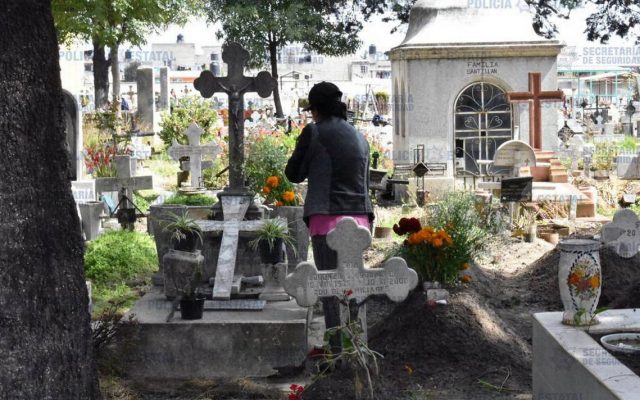 Cerrarán panteones mexiquenses durante el 10 de mayo