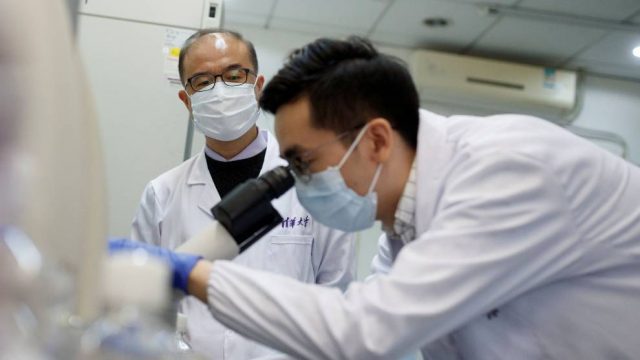 China desmiente acusaciones de EE. UU. sobre origen de la COVID-19 Marca
