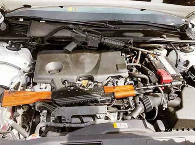 Decomisan arsenal en garita de Nogales