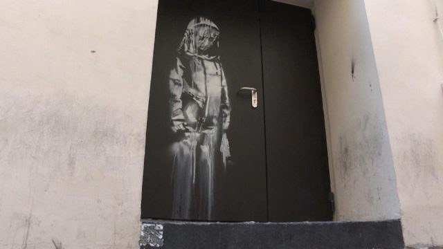 Arrestan a seis personas por el robo de una obra de Banksy Euronews