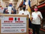 Comerciantes chinos donan un millón de pesos en cubrebocas