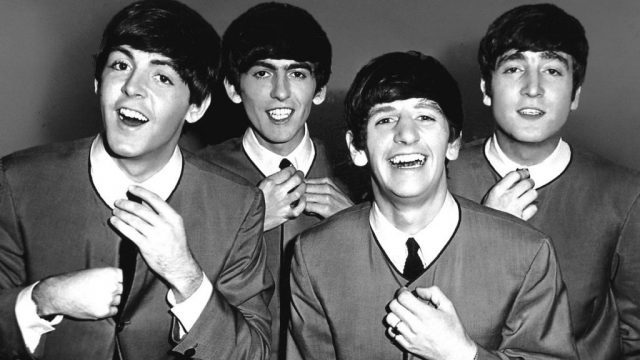 Subastarán artículos de The Beatles El Intransigente