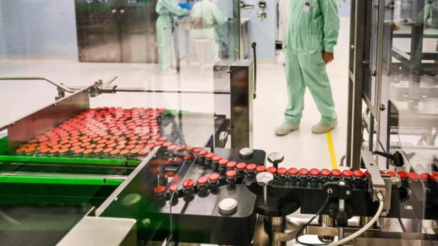Vacuna de AstraZeneca tiene reacción adversa en otra voluntaria Diario AS