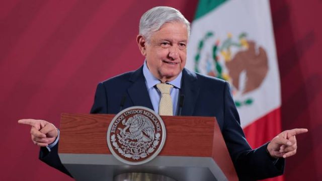 Hay $20 mil mdp para la vacuna; será universal: AMLO México
