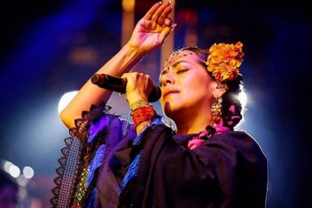 Lila Downs cautivó a más de 700 mil personas Publimetro