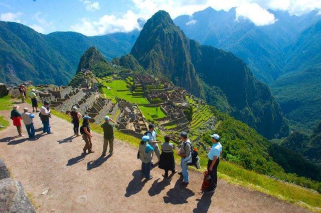 Reabre Machu Picchu tras ocho meses cerrado Perú