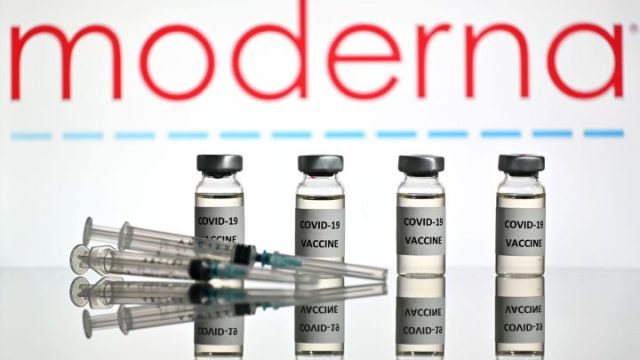 Vacuna de Moderna reporta un 100 % de eficacia contra la COVID-19