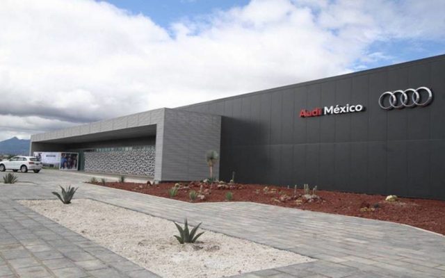 Analiza Audi de México nuevas inversiones para su planta en Puebla