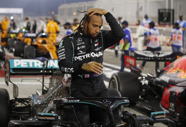 Hamilton da positivo al nuevo coronavirus