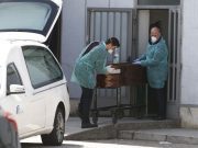 Funerarias en California se quedan sin espacio por Covid-19