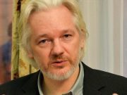 Jueza niega la extradición de Assange a Estados Unidos