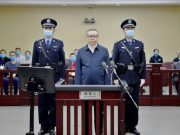 China condena a muerte a ex banquero por corrupción