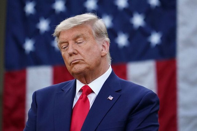 Trump rompe con sus principales abogados a una semana de su juicio politico