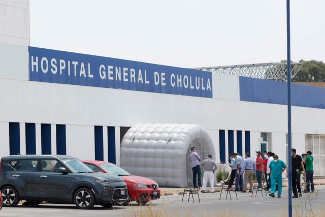 Hospitales de Puebla saturados al 100 % por casos de COVID-19