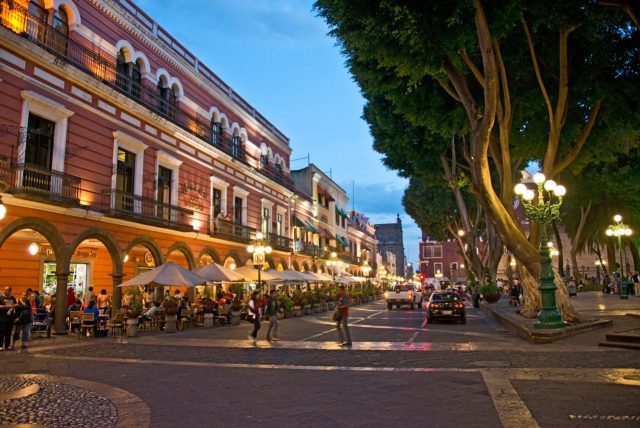 Reapertura gradual beneficia a 470 restaurantes en Puebla