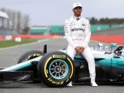 Hamilton renueva por otro año con Mercedes