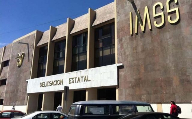 Lanza IMSS Puebla convocatoria para contratación de médicos especialistas