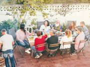 Personas vacunadas contra la COVID-19 pueden reunirse sin medidas sanitarias