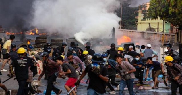 Al menos 114 muertos en nueva jornada de represión en Myanmar