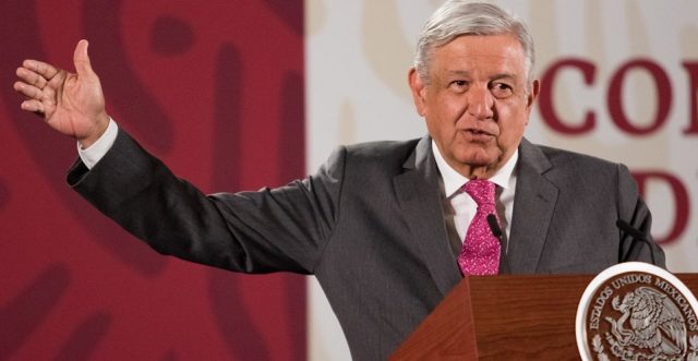 «No estamos en contra de las mujeres, sino del autoritarismo»: AMLO