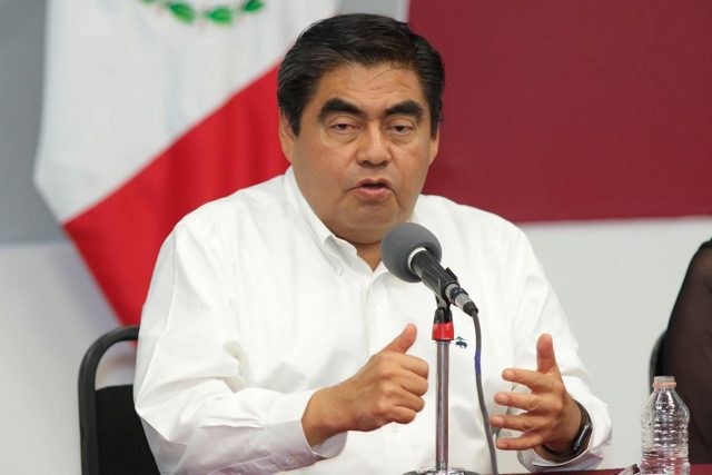 Puebla pone a disposición 700 unidades médicas para vacunación contra COVID-19