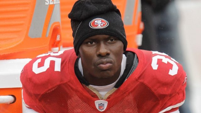 Ex jugador de la NFL se suicida tras asesinar a cinco personas