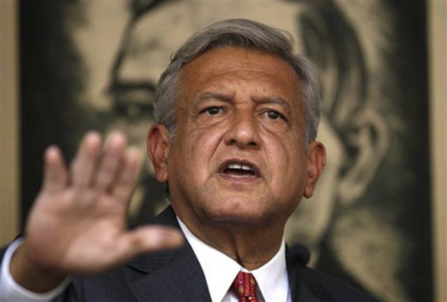 Morena: todos conmigo o en mi contra