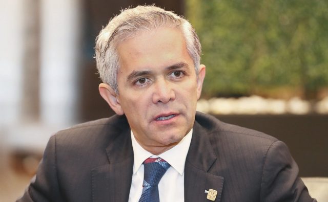 Morena busca el desafuero de Mancera por caso L12