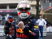 Max Verstappen supera a Lewis Hamilton