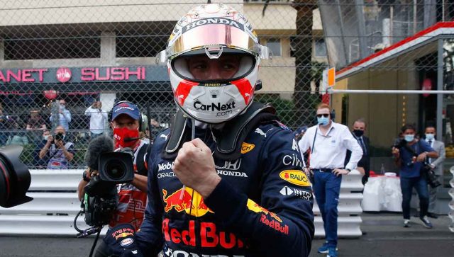 Max Verstappen supera a Lewis Hamilton