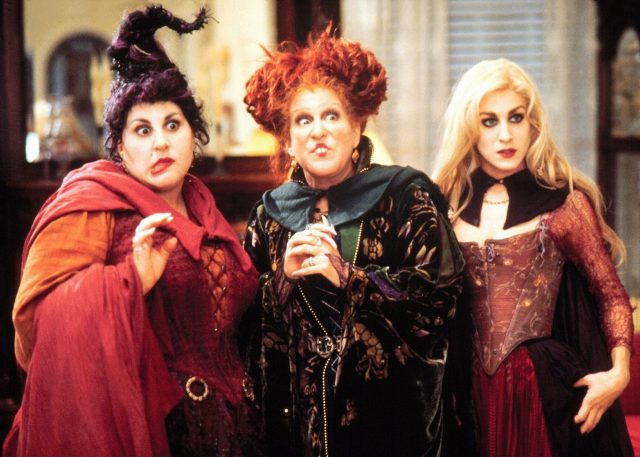 ¡Regresan las hermanas Sanderson!